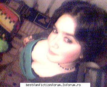 Io....aia de akolo :|:|:|:|:| - Mdea...me... :-& - Picz